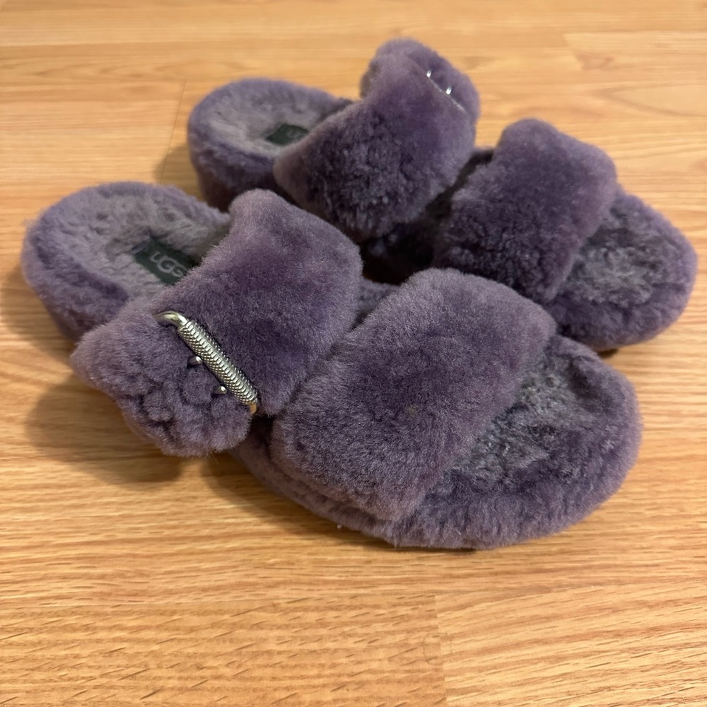 Women’s UGG Slippers 8